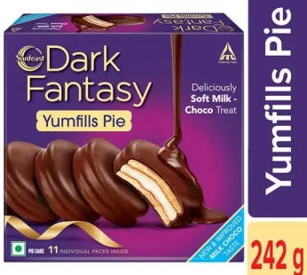 Sunfeast Dark Fantasy – Yumfills Rich Chocolate Pie Cake 242 g
